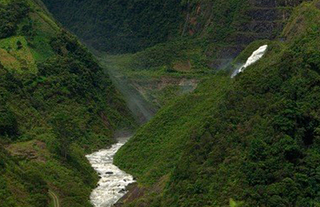 Megaproyectos y conflictos socioterritoriales